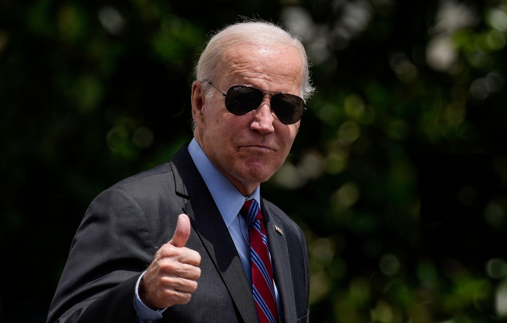 U.S. President Joe Biden gives a thumbs up on the South Lawn of the White House July 14, 2023 in Washington, DC.