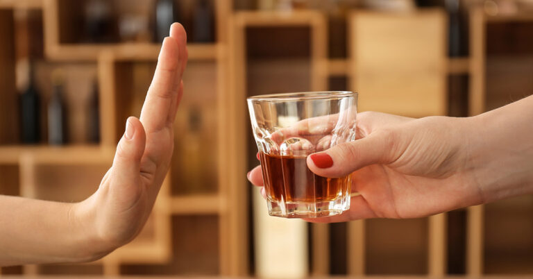 Man Shares Life-Changing Results Of Quitting Alcohol After 20 Years of Drinking - Featured image