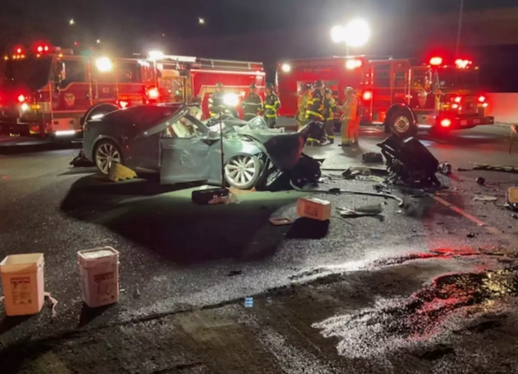 car accident due to tesla's autopilot mode 