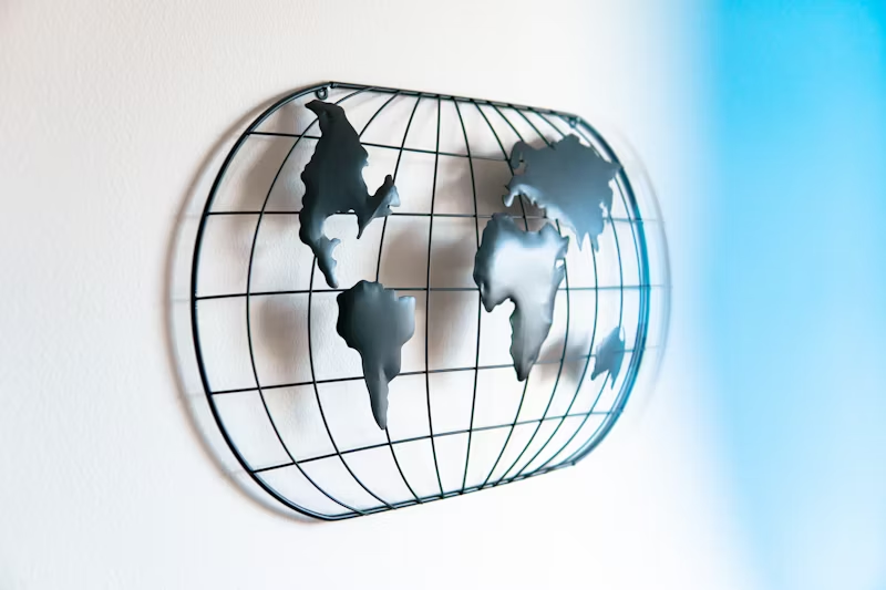 metal wall decoration of the world
