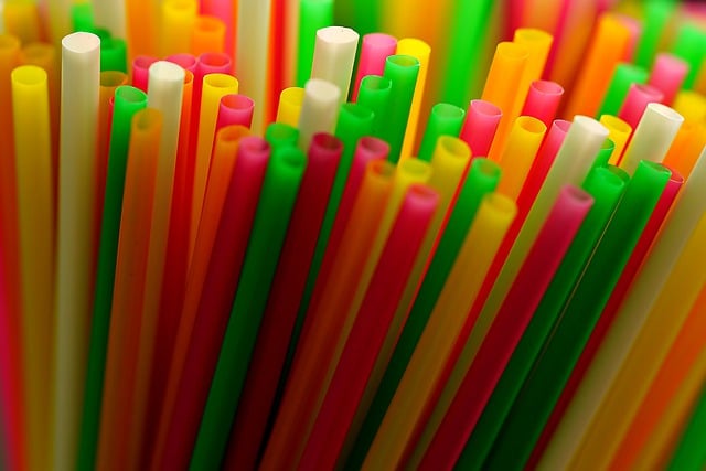 straws