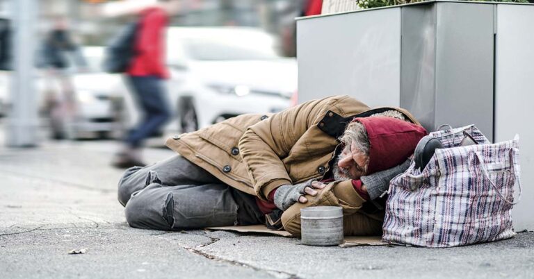 Millionaire Builds Nearly 100 Homes to Reduce Homelessness in His Town - Featured image