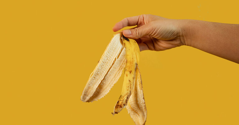 10+ Unexpected Ways to Use Banana Peels You Didn’t Know About - Featured image