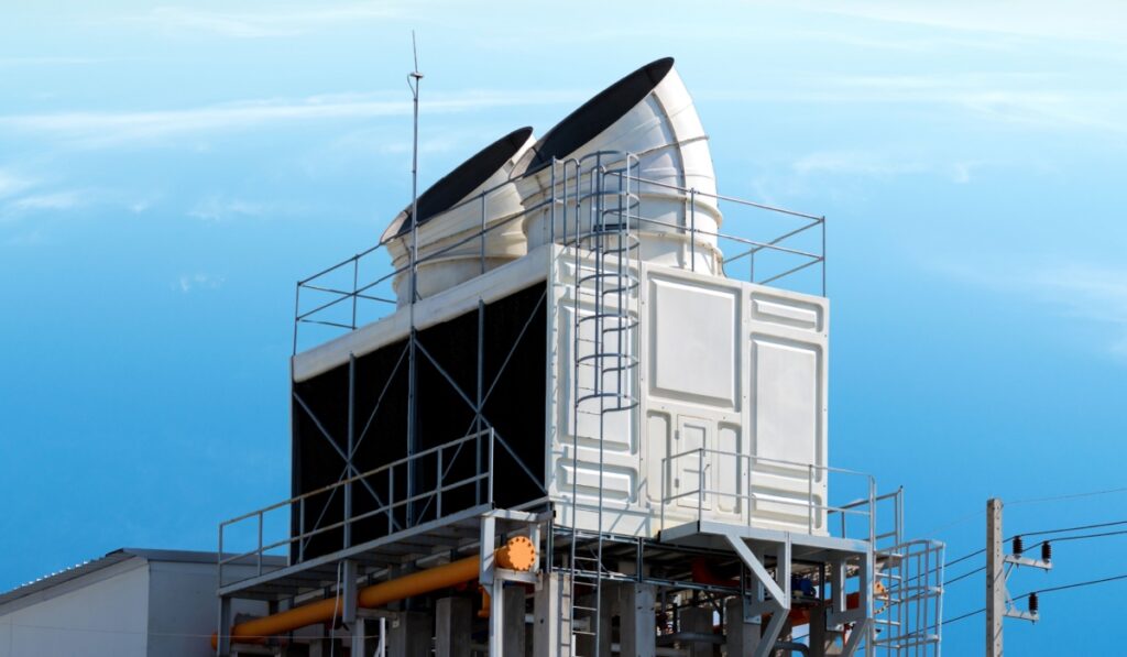 CCSfacilities capture carbon dioxide emissions from industrial processes and power plants,then store it underground to prevent it from entering the atmosphere,helping to reduce greenhouse gas emission