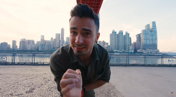 PPPeter reviewing the megacity