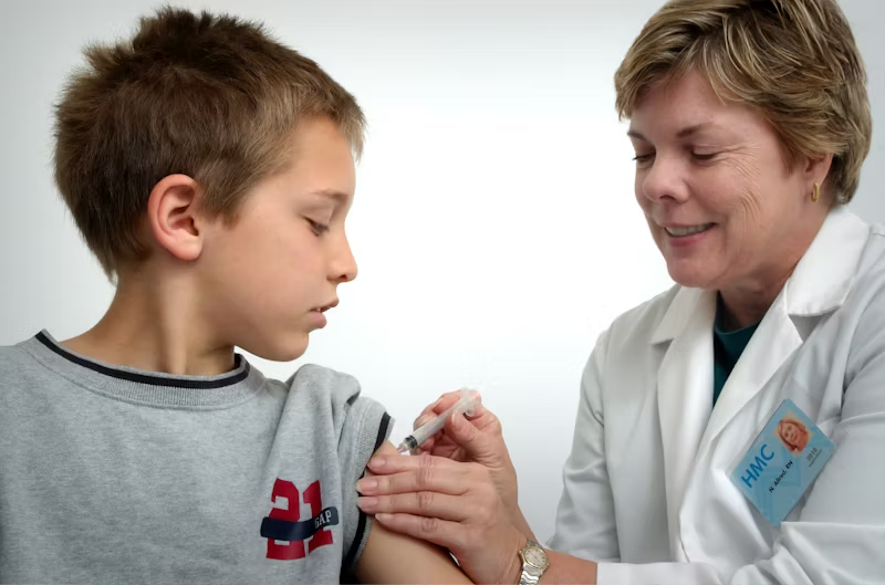 a general practitioner with a child