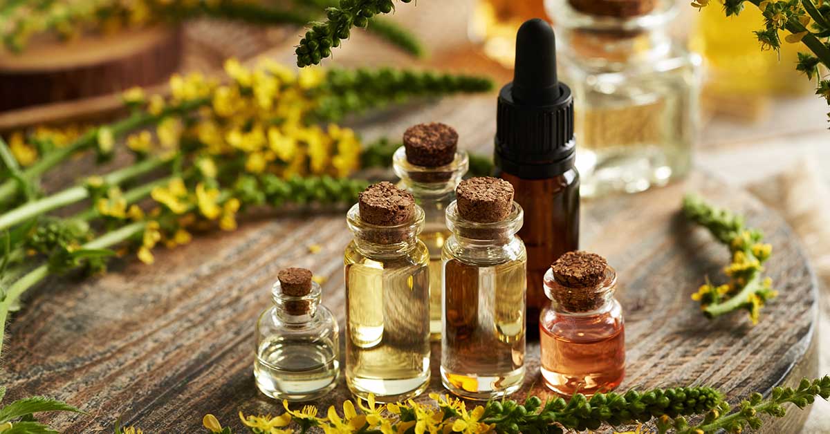 14 Essential Oils for Arthritis Relief