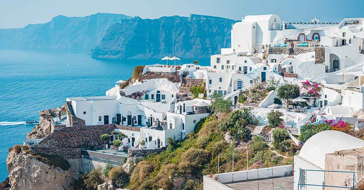 How a Greek Island’s Diet and 2 Drinks May Be Keeping Dementia at Bay