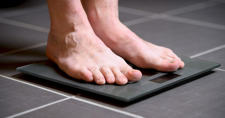 9 Early Signs of Diabetes You May Not Be Noticing - Featured image