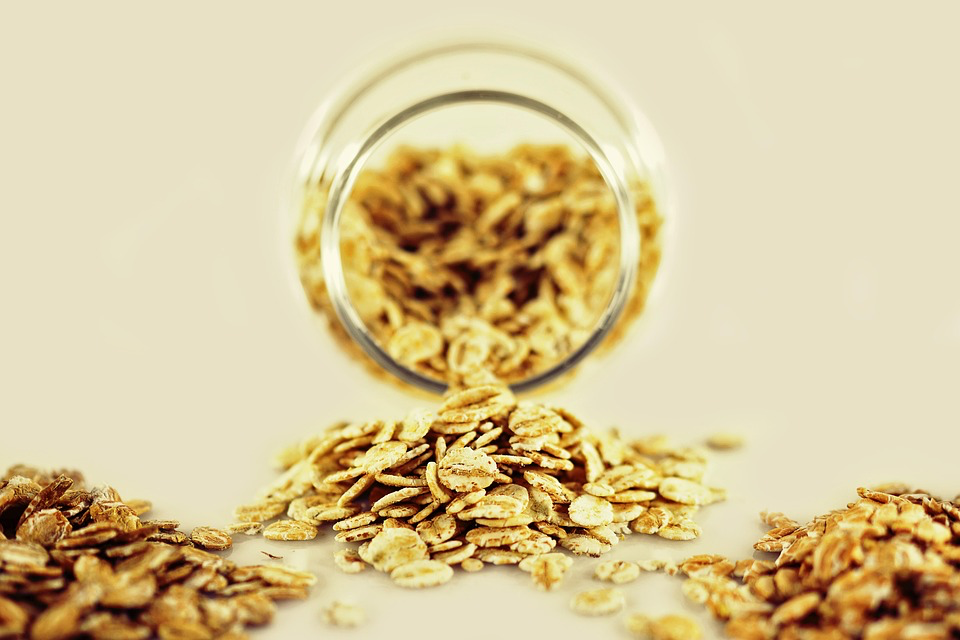 A serving of oats displayed, illustrating their benefits as a nutritious source of fiber and protein.