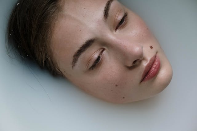 woman with mole on face