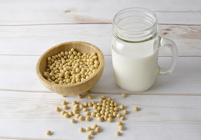 soy beans and milk