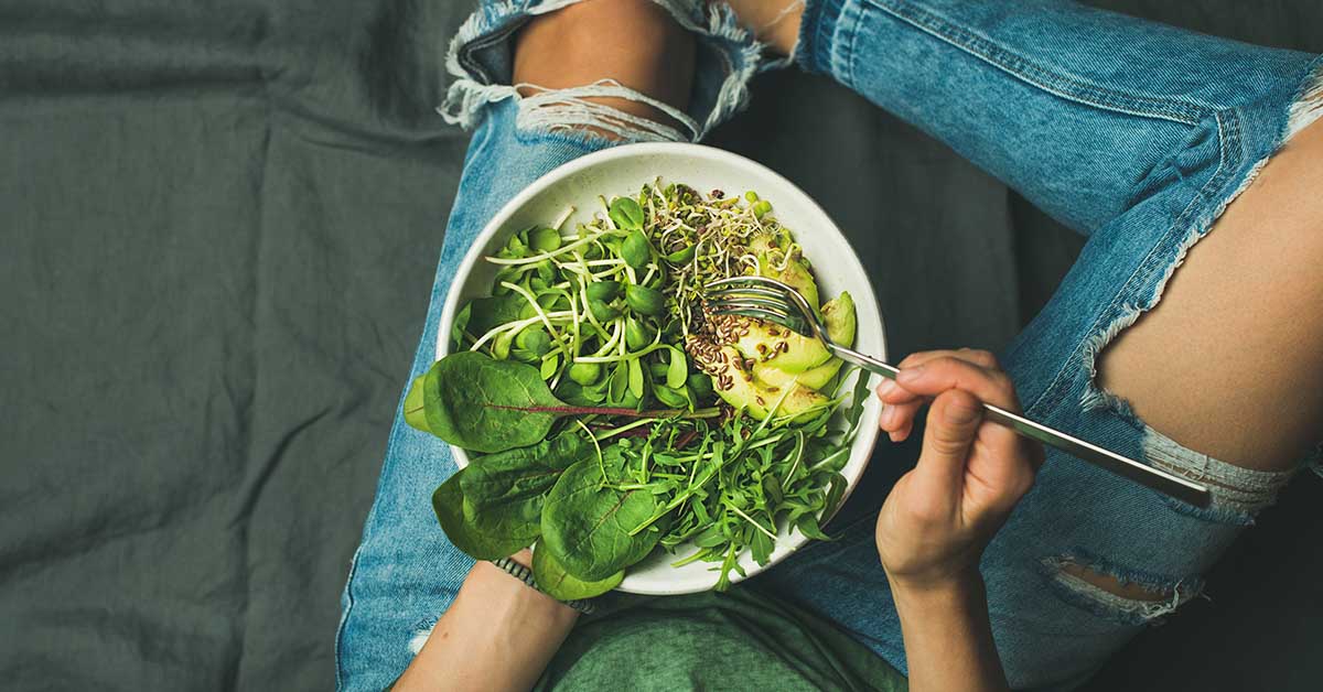 The Exact Amount Of Greens You Should Eat To Reduce Heart Disease Risk – Study
