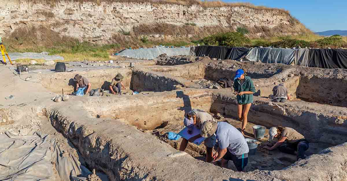 Archaeologists Hail Discovery of 9,000-Year-Old City Near Jerusalem as a Major Find