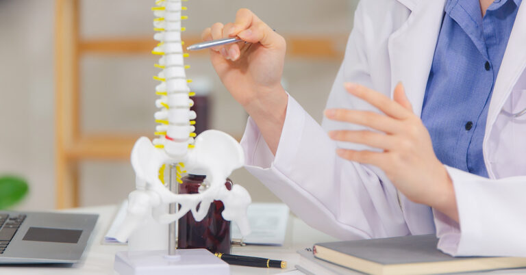 Innovative Treatment Heals Spinal Cord Injuries by Triggering Special Proteins - Featured image