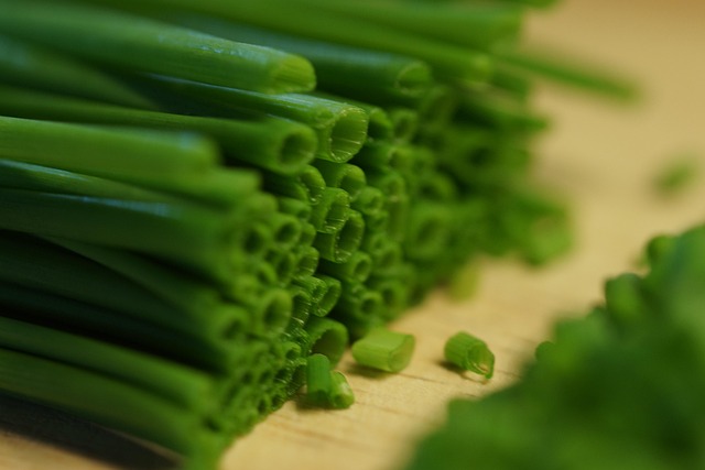 chives