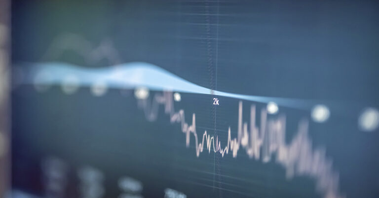 Researchers Develop Targeted Audio Technology That Sends Messages Through a Crowd to Just One Listener - Featured image