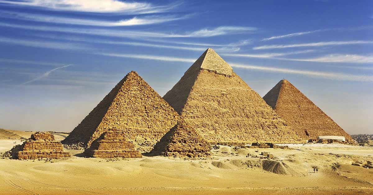 Stunning Ancient Egyptian Artifacts Unearthed in Secret Chamber 14 Meters Underground