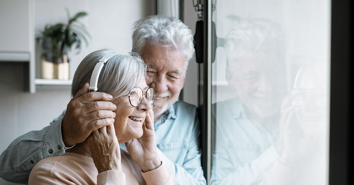 8 Helpful Devices for Supporting Nonverbal Loved Ones with Dementia