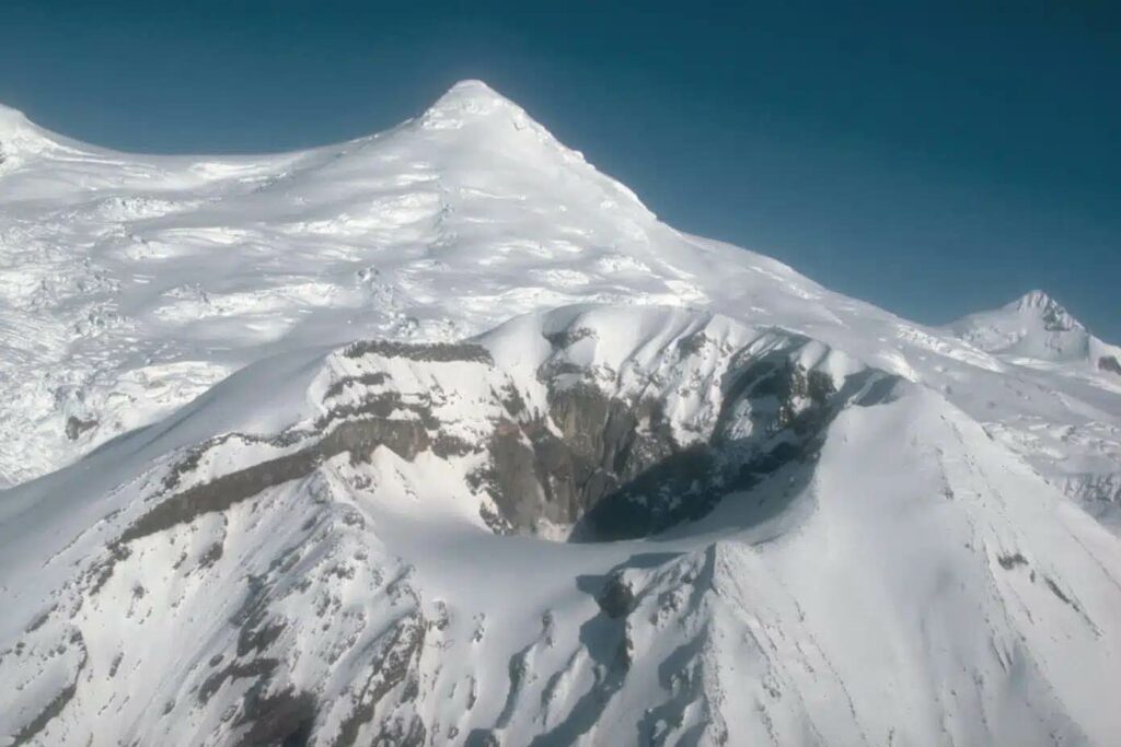 Mount Spurr, west of Anchorage in Alaska,