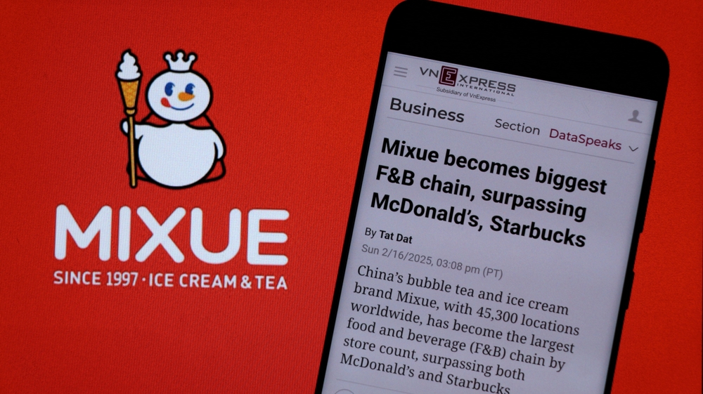 China's largest bubble tea chain Mixue Bingcheng soars 43% on Hong Kong trading debut. Jakarta - 07 March 2025