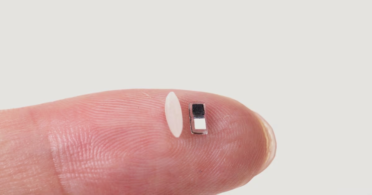 World’s Smallest Pacemaker, the Size of a Rice Grain, Marks Major Medical Breakthrough