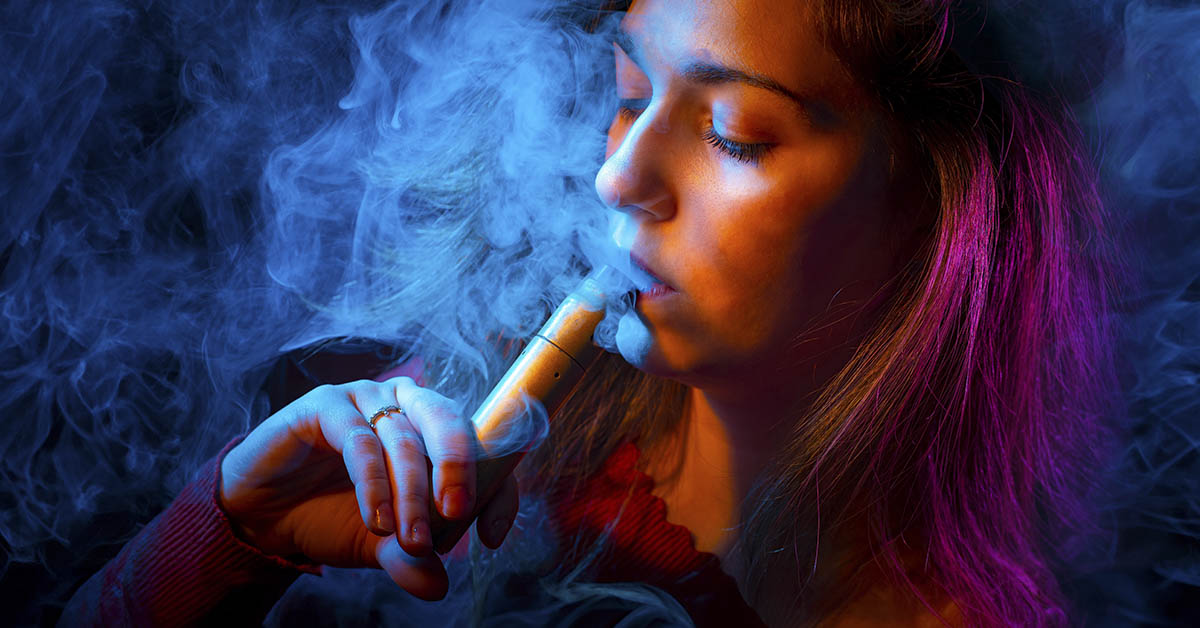 Woman Claims Vaping Habit Left Her Unable to Lie Flat Without Risk of Suffocation