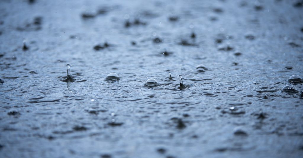 This Rain-Powered Tech Offers a Resilient, Eco-Friendly Solution for Global Cities - Featured image