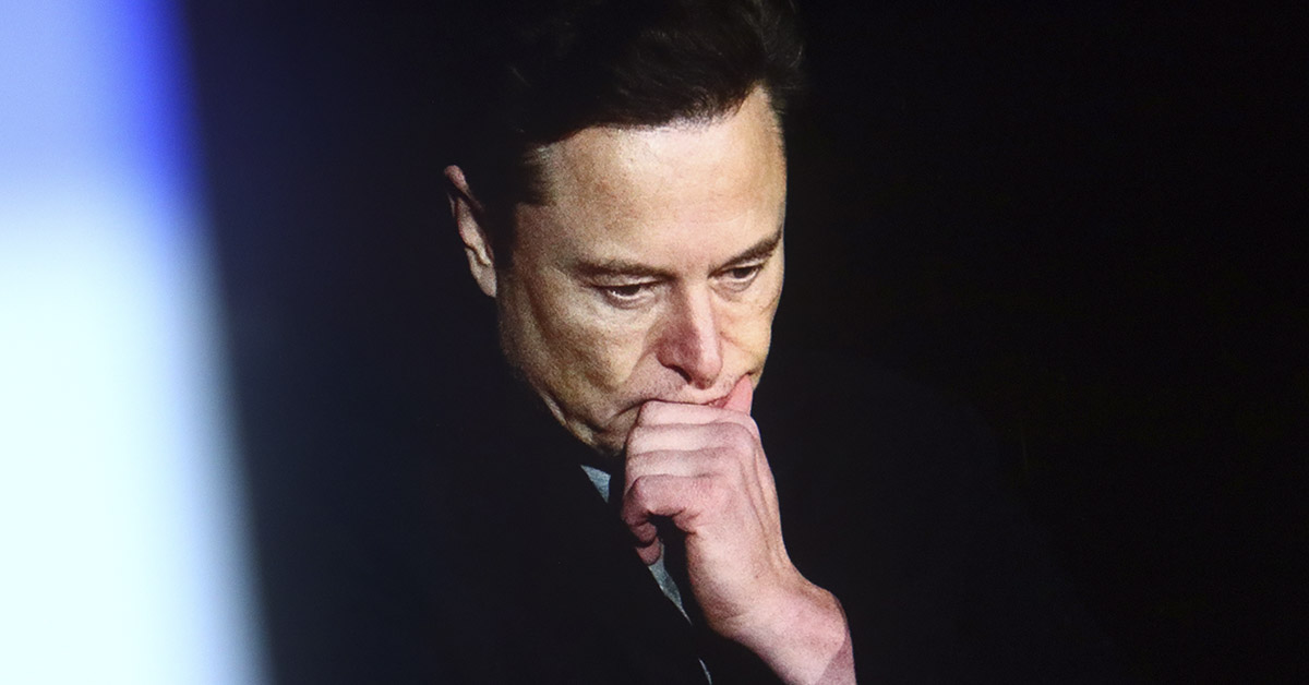 Trump Threatens to Deport Musk as Their Feud Heats Up