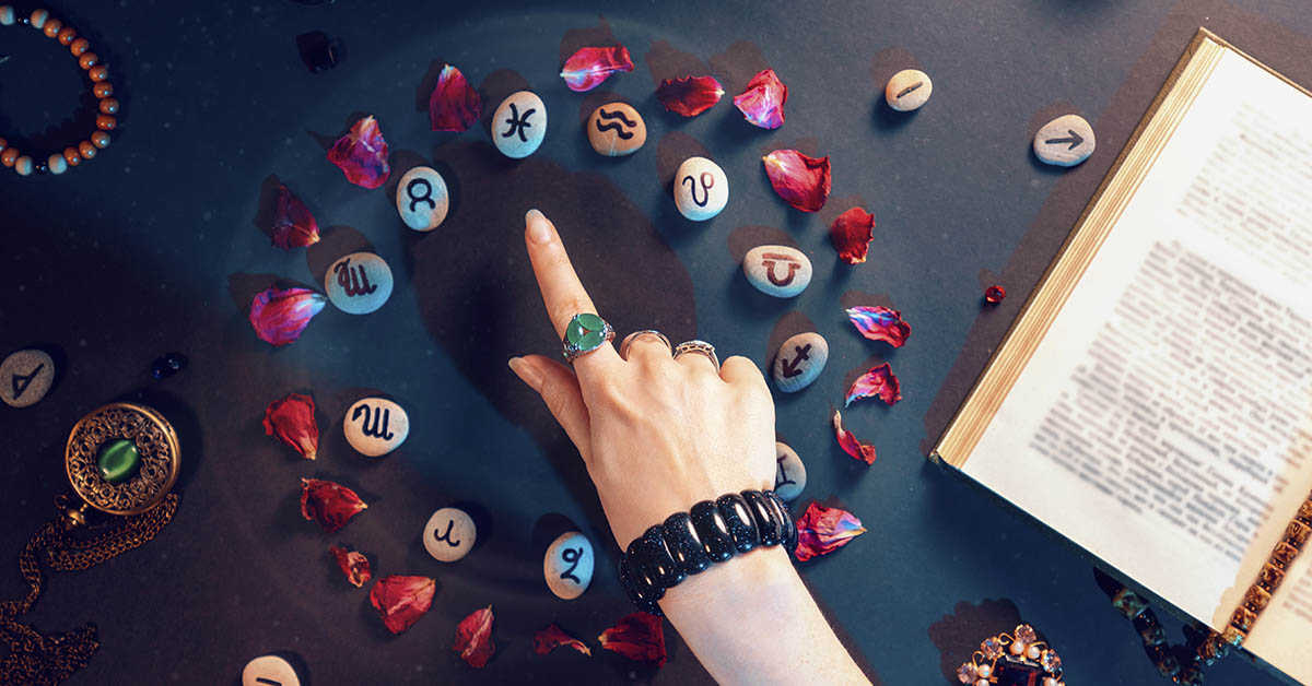 Your Guide to Mercury Retrograde July 18 to August 11 and Zodiac Effects