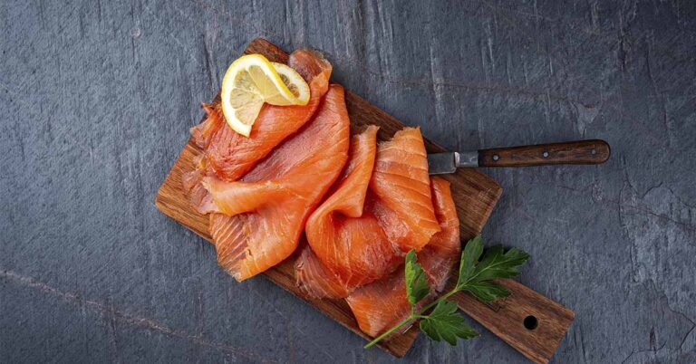 The Best Foods to Stay Energized in Your 40s, 50s, and Beyond - Featured image
