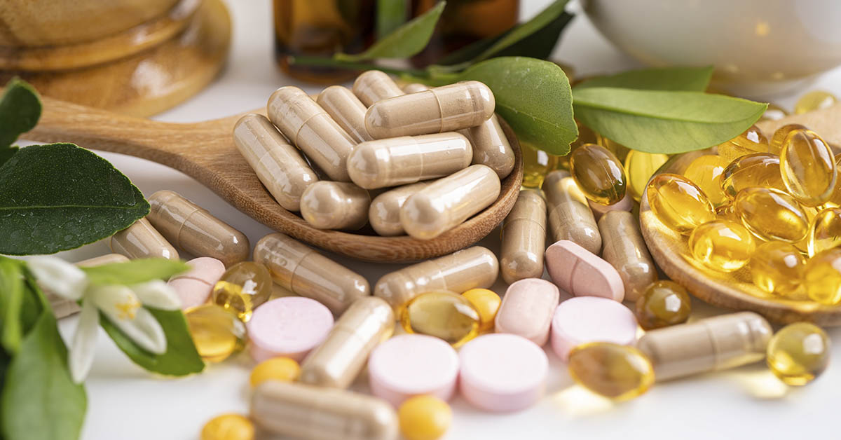 Doctor Claims These 5 Supplements Are Linked to Heart Attack and Liver Failure