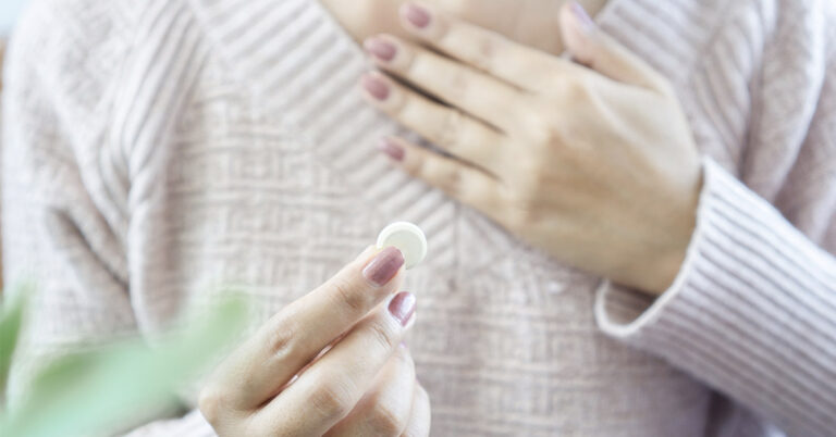 Experts Caution: Certain Over-the-Counter Antacids May Pose Heart Risks - Featured image
