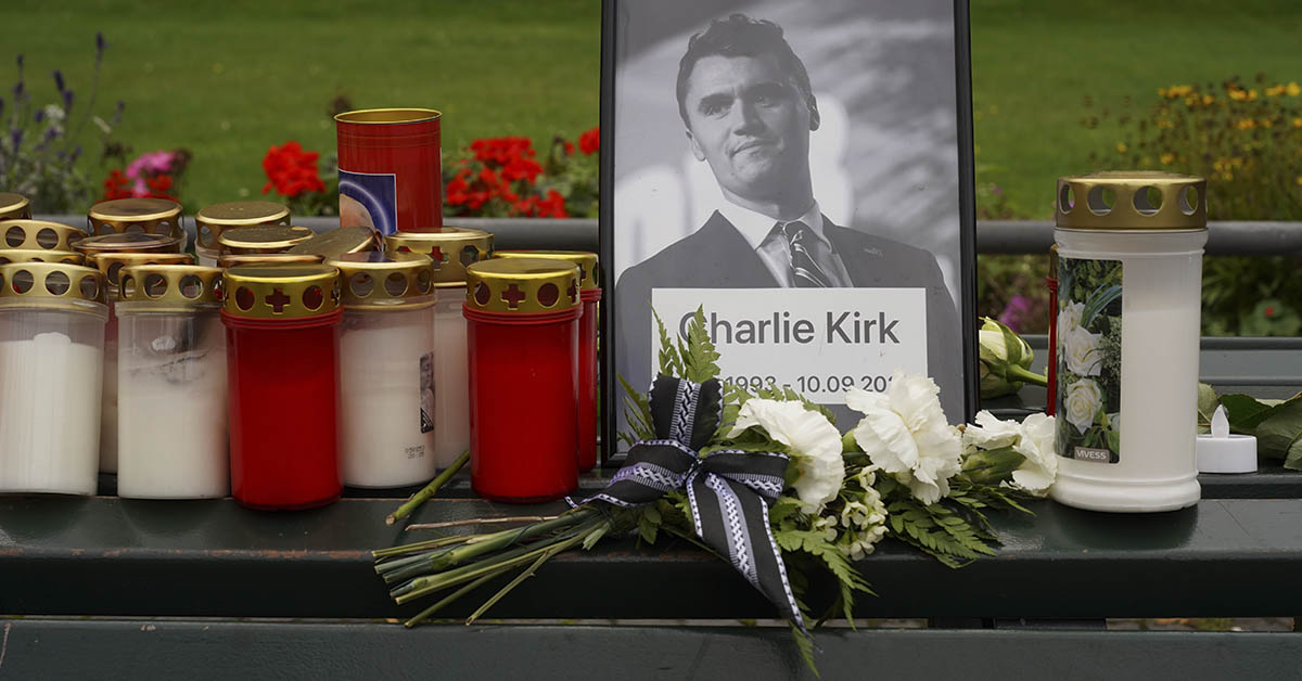 Internet Reacts to Musk-Trump Reunion at Emotional Charlie Kirk Memorial