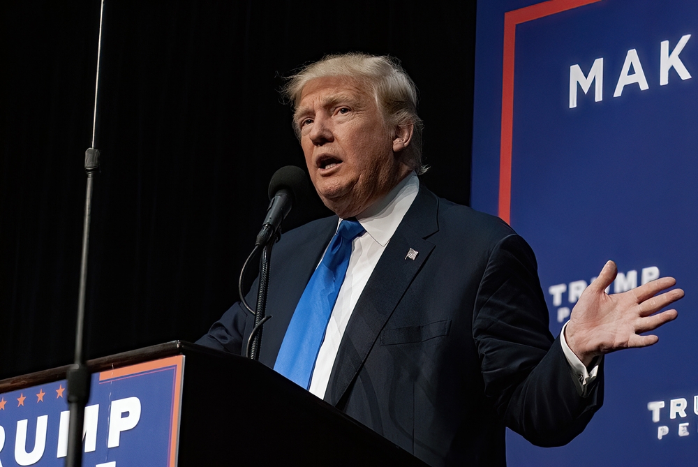 SIOUX CITY, IOWA, USA - NOVEMBER 6, 2016 
Republican presidential candidate Donald Trump speaking to his supporters at the “Make America Great Again” rally in the Sioux City Iowa convention center 