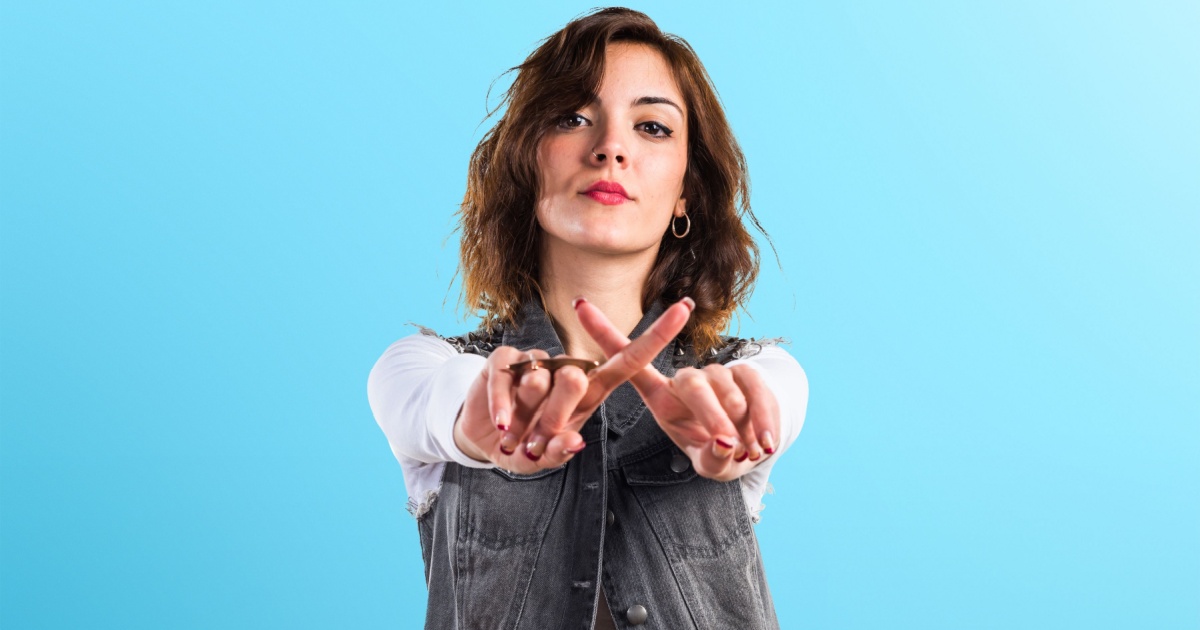 15 Assertive Yet Respectful Phrases to Handle Rudeness with Grace