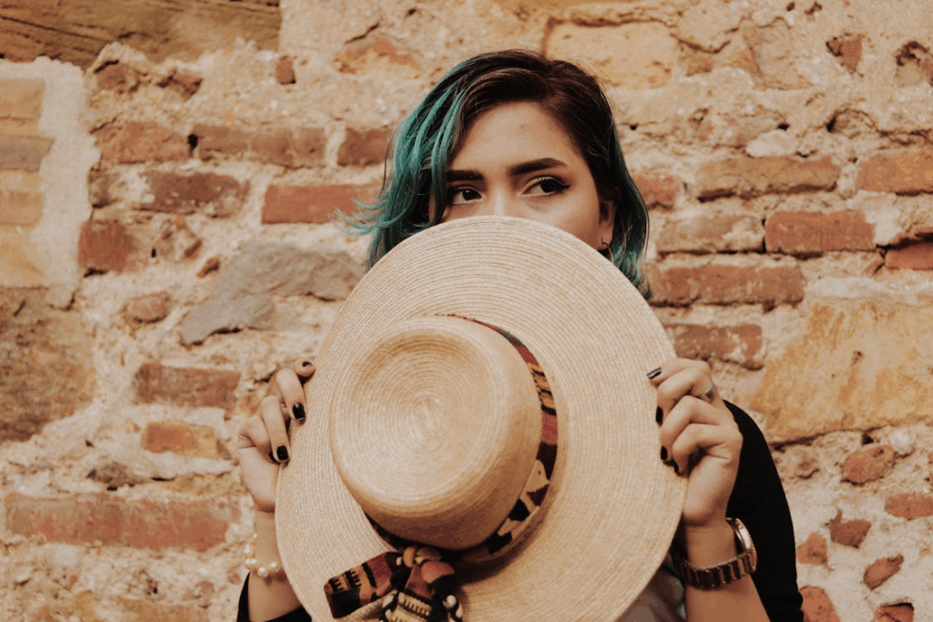 Caption: In some cultures, a few extra inches matter. Let observation guide how close you stand. Image credit: Pexels
