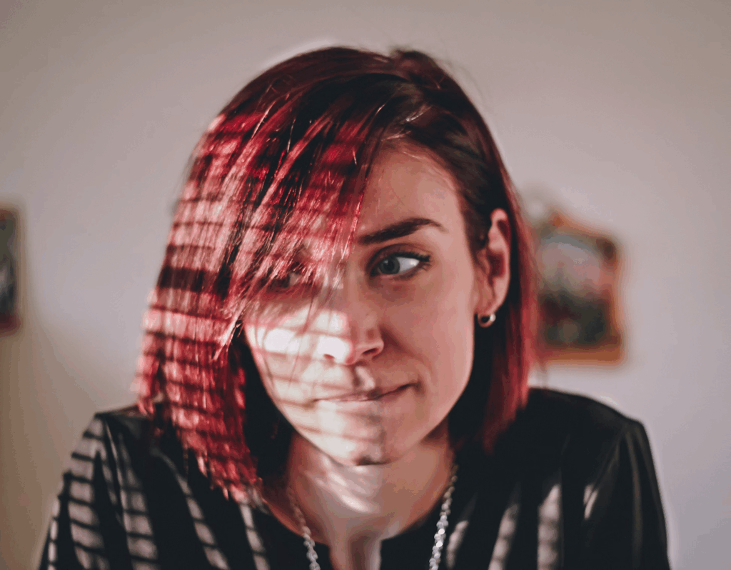 Caption: Anxiety spreads quickly when one person’s constant worry shapes the atmosphere. Image credit: Pexels