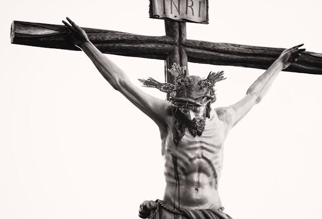 a statue of Christ on the cross