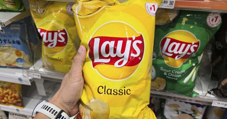 10+ Famous Food Logos Hiding Secret Meanings - Featured image