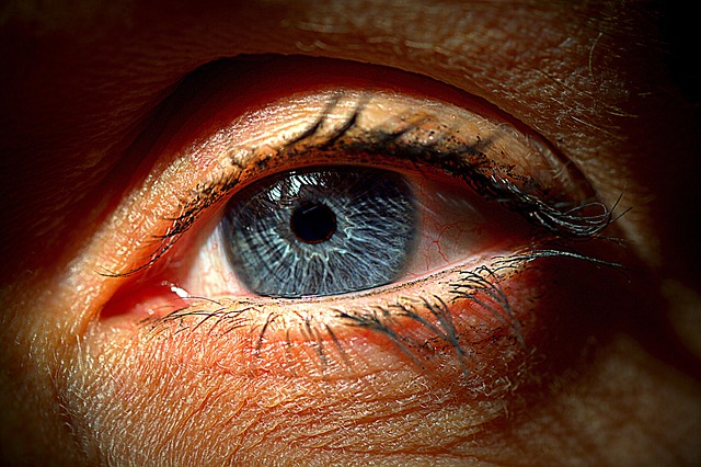 blue eye