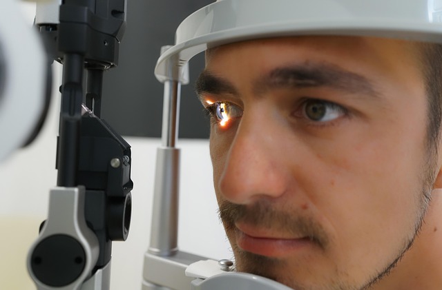 man havinghis eyes examined