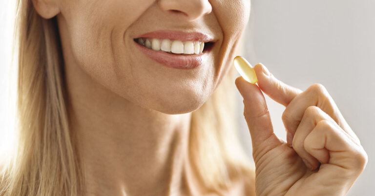 Doctor Shares Warning For Anyone Using Collagen Supplements - Featured image