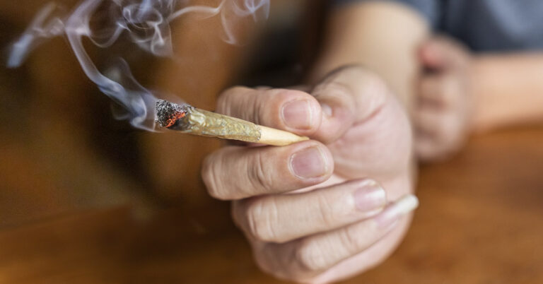 Shocking New Research Reveals Medical Marijuana’s True Effects - Featured image