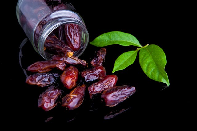 dates in a jar