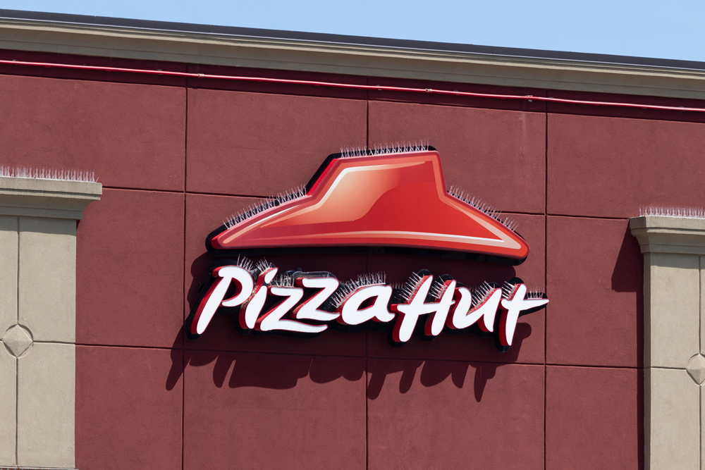 Terre Haute - Circa May 2020: Pizza Hut restaurant. Pizza Hut is offering Contactless Delivery, Carry Out and Curbside Pickup during Social Distancing.
