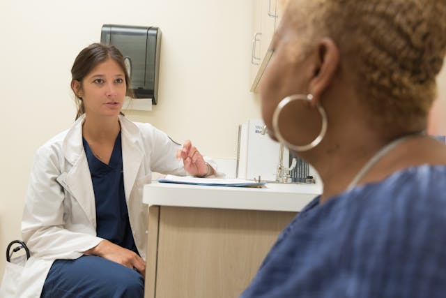 woman at doctor