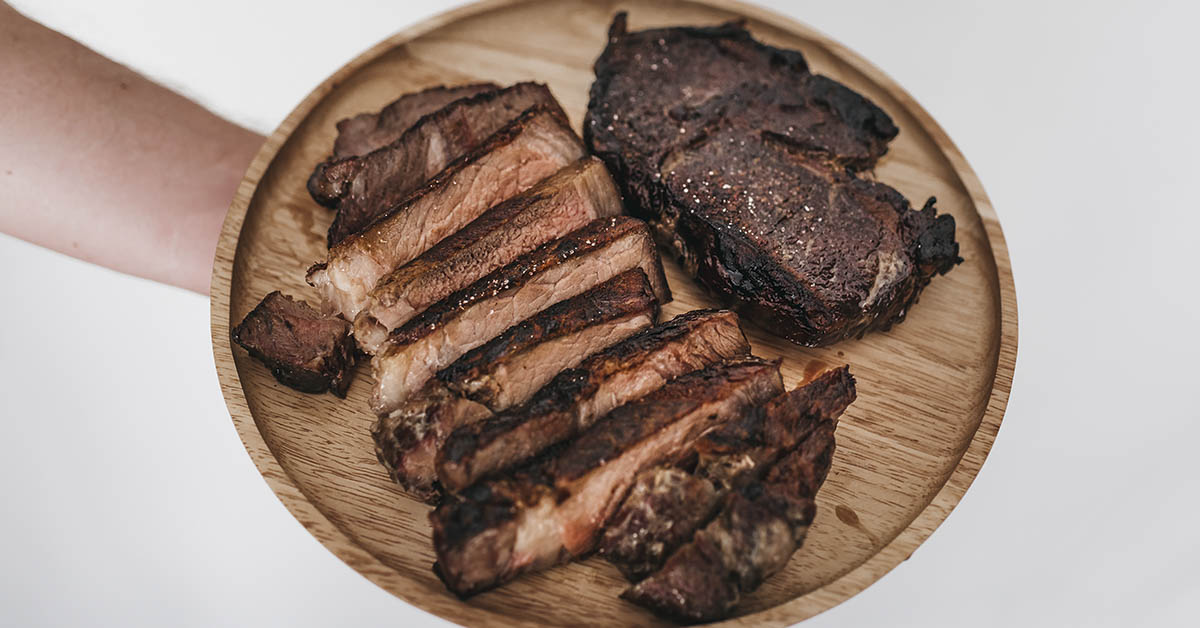 Study Shows Meat Eaters Could Reach 100, With an Important Catch