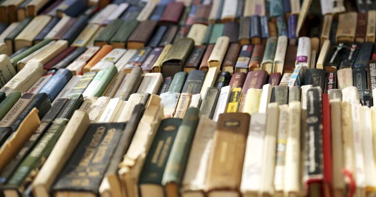 4 of the Most Overrated Books You Don’t Need to Read - Featured image