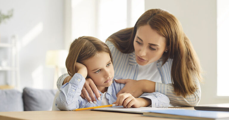 12 Things Narcissistic Mothers Often Say To Their Children - Featured image